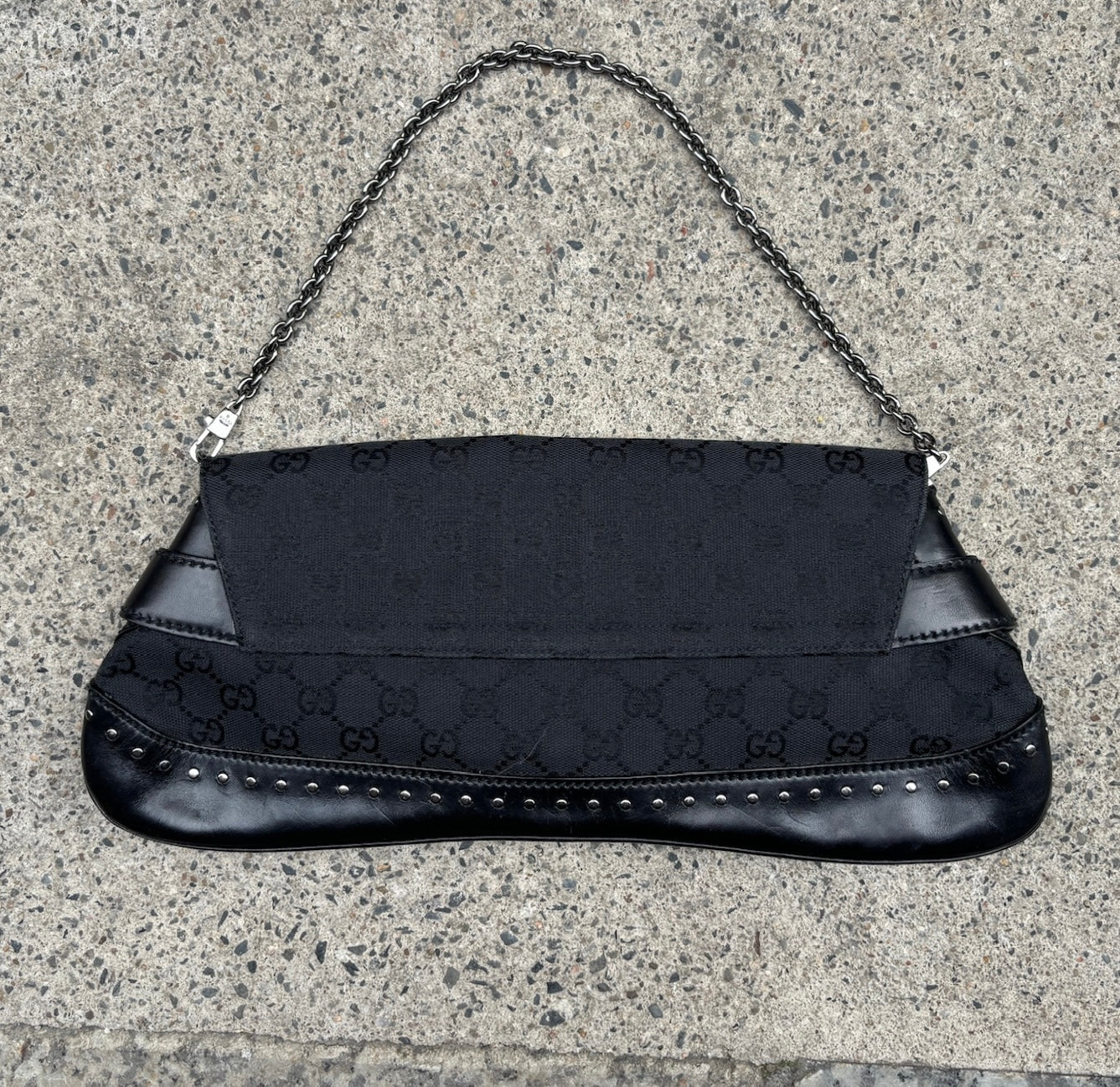 GUCCI
Horsebit Chain Large Clutch Bag